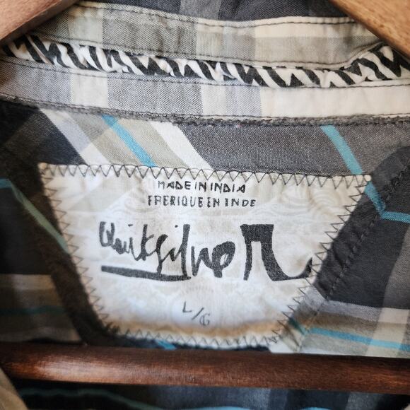 Quiksilver Men's Large Black, White, Blue Plaid Short Sleeve Shirt Casual - Picture 3 of 5